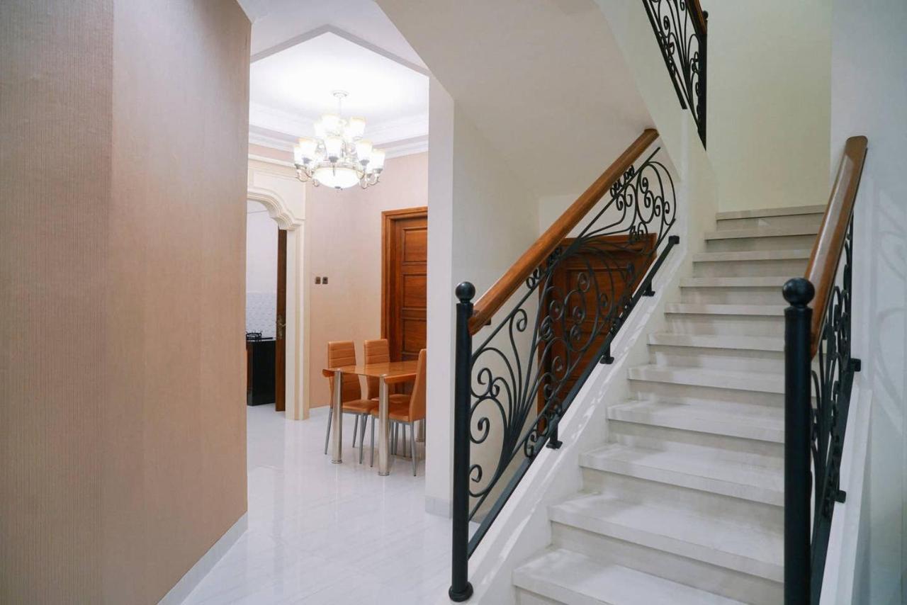 Fernasya House Villa Джокякарта Екстериор снимка
