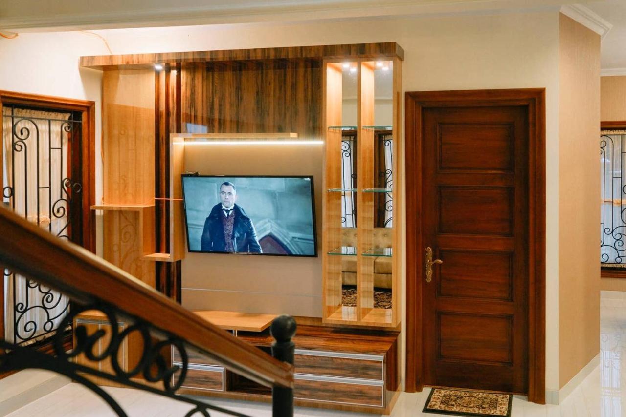 Fernasya House Villa Джокякарта Екстериор снимка